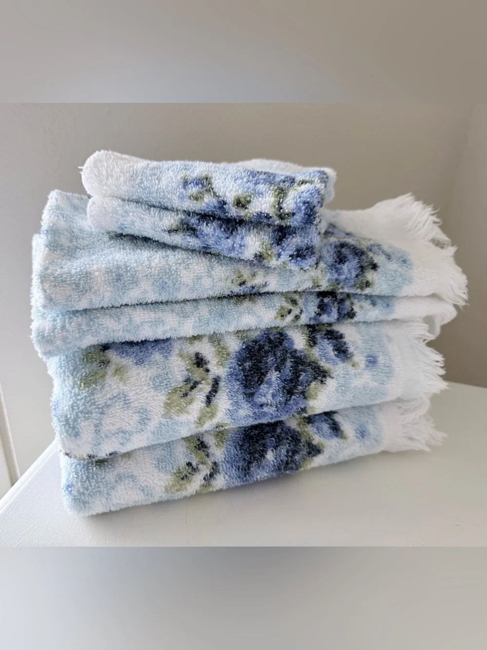 Cannon | Set Of 6 | Vintage Blue Roses 2 Bath & 2 Hand Towels | 2 Wash Clothes